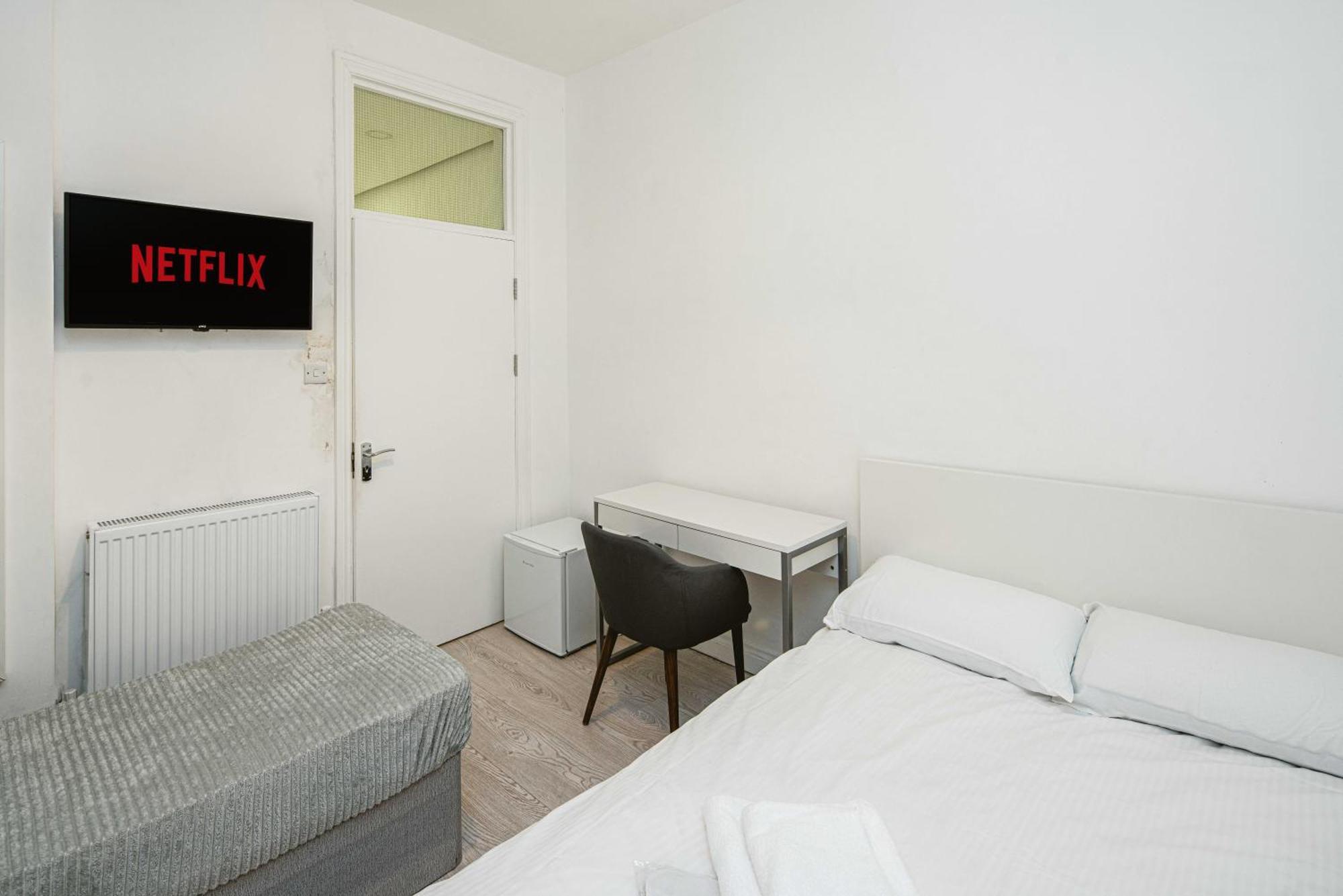 Chic & Cozy: South Kensington Studio ลอนดอน ภายนอก รูปภาพ